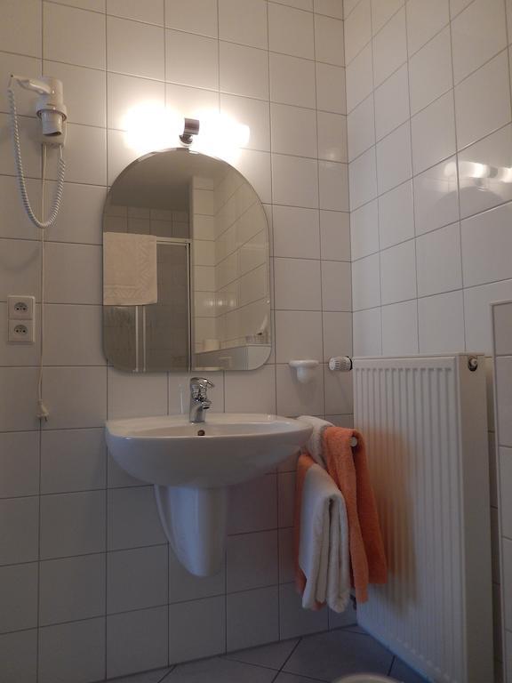 Zum Burghof Hotell Schoenberg Rom bilde