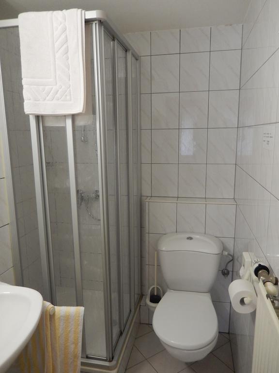 Zum Burghof Hotell Schoenberg Rom bilde