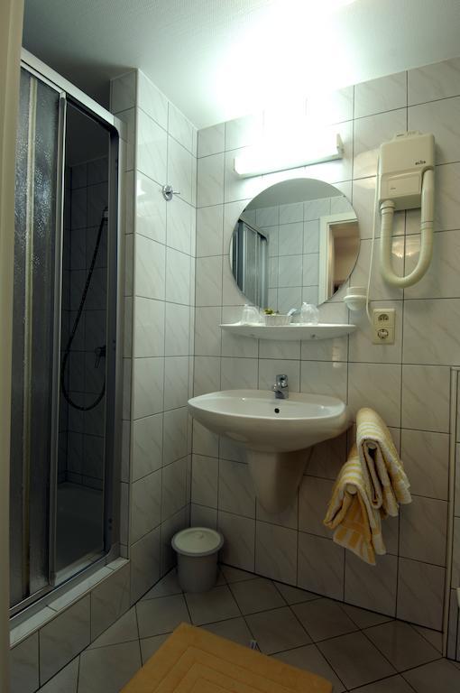 Zum Burghof Hotell Schoenberg Rom bilde