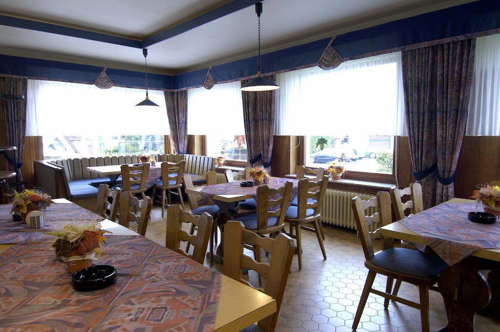 Zum Burghof Hotell Schoenberg Eksteriør bilde